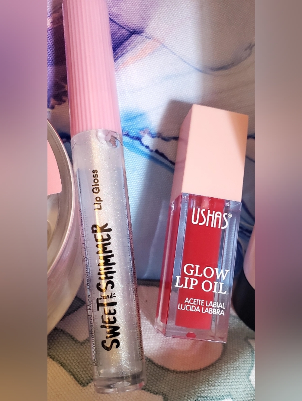 Make Up Bundle With Cosmetics Bag - Picture 4 of 8